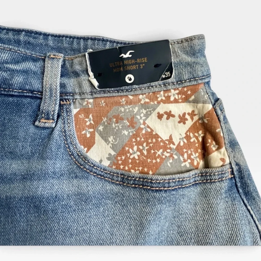 Hollister Ultra High-Rise Mom Shorts 21 W35 Light Wash Floral Patchwork 3 Inseam
